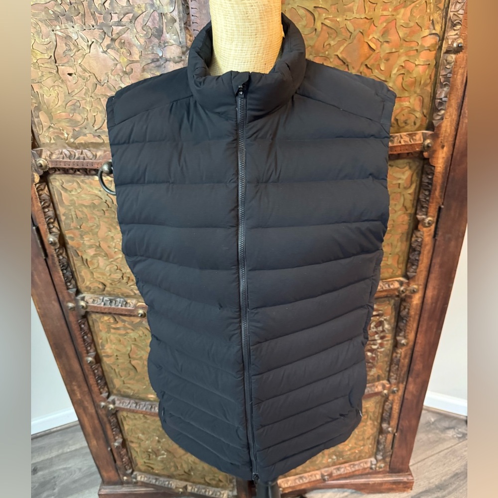 Lululemon Avalanche‎ women Dark Puffer Vest L